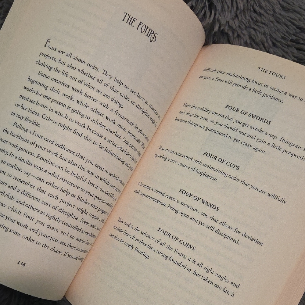 The Creative Tarot Book - Picture 3 of 6